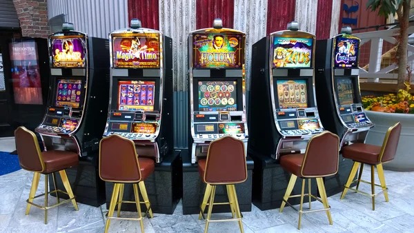 radian88 Casino and Sports Sections